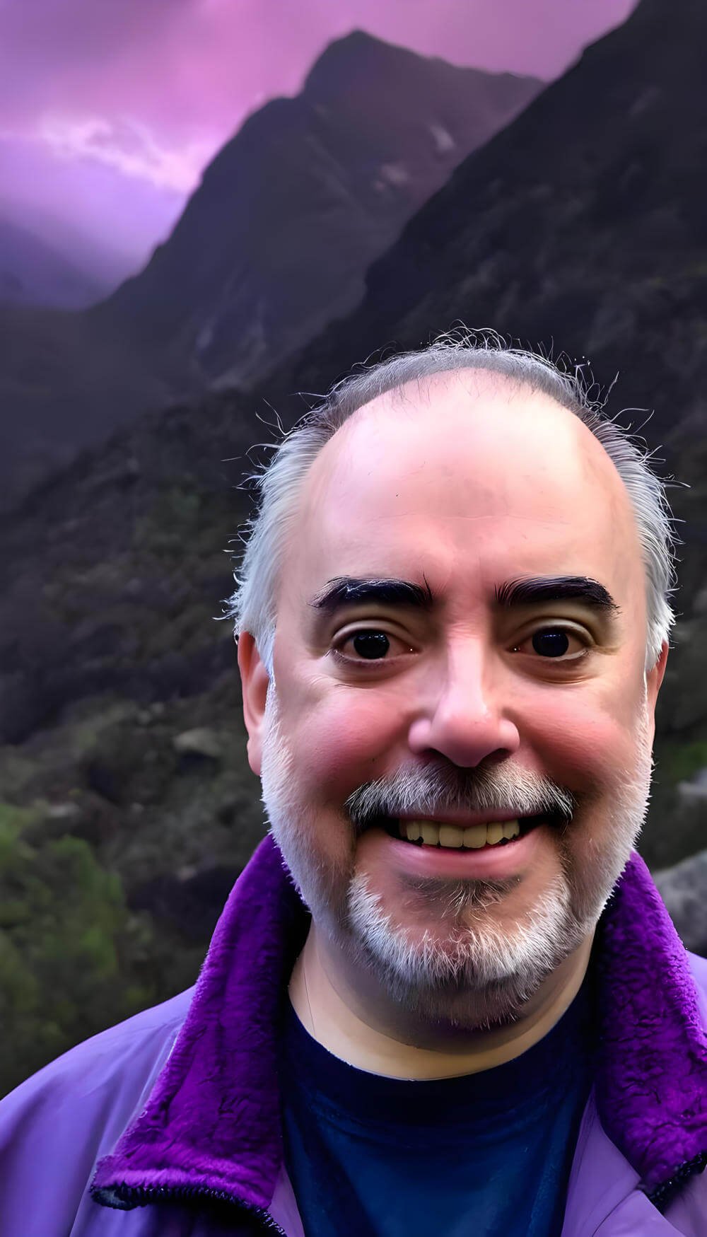 Portrait of Chad Estell.